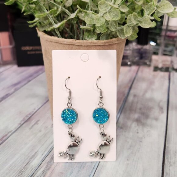 Crab Dangle Earrings - Picture 1 of 5